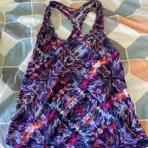 Athletic tank top